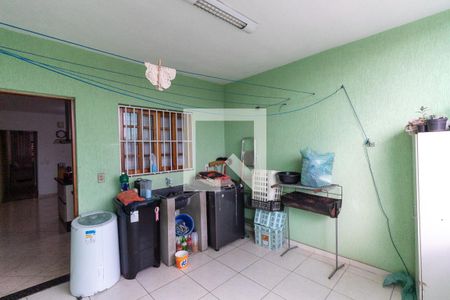 Casa à venda com 220m², 3 quartos e 6 vagasLavanderia