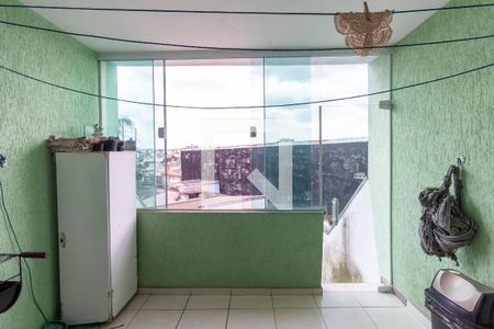 Casa à venda com 220m², 3 quartos e 6 vagasLavanderia