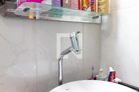 Casa à venda com 220m², 3 quartos e 6 vagasBanheiro - torneira