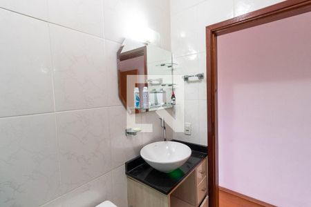 Casa à venda com 220m², 3 quartos e 6 vagasBanheiro da Suíte 1