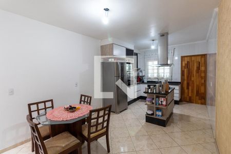 Casa à venda com 220m², 3 quartos e 6 vagasCozinha