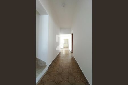 Corredor  de casa à venda com 5 quartos, 250m² em Jardim Interlagos, Campinas