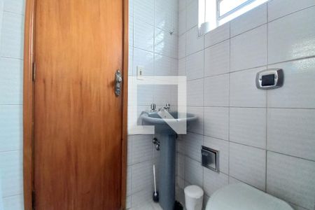 Banheiro 1 de casa à venda com 5 quartos, 250m² em Jardim Interlagos, Campinas