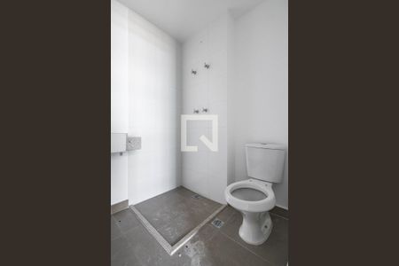 Banheiro de apartamento para alugar com 1 quarto, 25m² em Cerqueira César, São Paulo