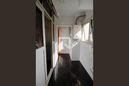 Apartamento à venda com 120m², 2 quartos e 3 vagas Apartamento à venda com 120m², 2 quartos e 3 vagasÁrea de Serviço