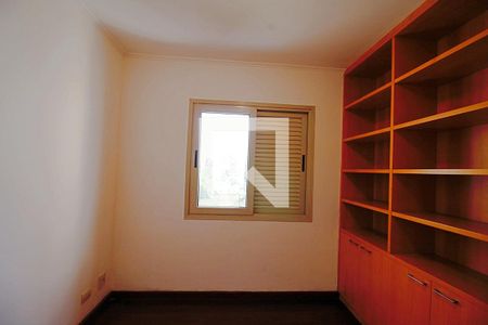 Apartamento à venda com 120m², 2 quartos e 3 vagas Apartamento à venda com 120m², 2 quartos e 3 vagasQuarto 2