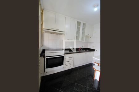 Apartamento à venda com 120m², 2 quartos e 3 vagas Apartamento à venda com 120m², 2 quartos e 3 vagasCozinha