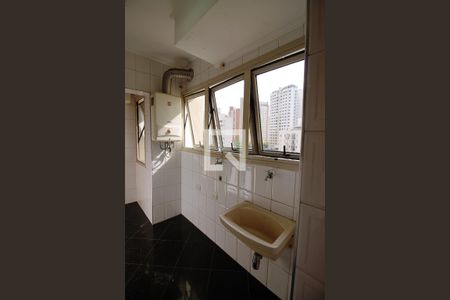 Apartamento à venda com 120m², 2 quartos e 3 vagas Apartamento à venda com 120m², 2 quartos e 3 vagasÁrea de Serviço