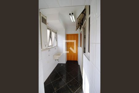 Apartamento à venda com 120m², 2 quartos e 3 vagas Apartamento à venda com 120m², 2 quartos e 3 vagasÁrea de Serviço