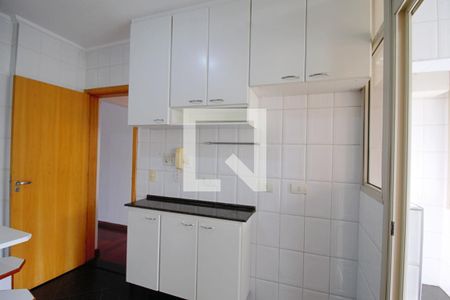 Apartamento à venda com 120m², 2 quartos e 3 vagas Apartamento à venda com 120m², 2 quartos e 3 vagasCozinha