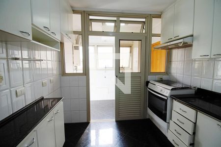 Apartamento à venda com 120m², 2 quartos e 3 vagas Apartamento à venda com 120m², 2 quartos e 3 vagasCozinha