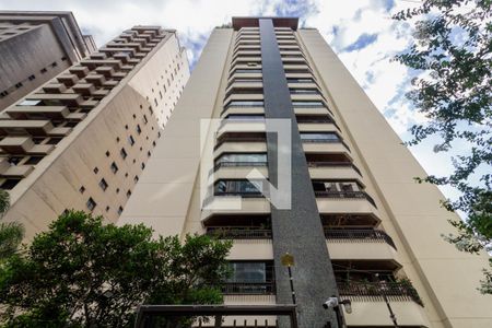 Apartamento para alugar com 138m², 4 quartos e 2 vagasFachada