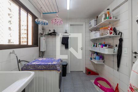 Apartamento para alugar com 138m², 4 quartos e 2 vagasÁrea de Serviço