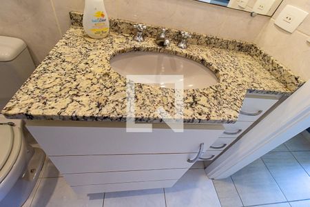 Apartamento para alugar com 80m², 3 quartos e 1 vagaDetalhe do banheiro