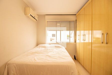 Quarto de apartamento para alugar com 1 quarto, 50m² em Sarandi, Porto Alegre