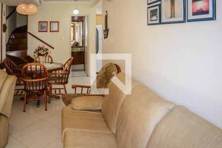 Sala de apartamento para alugar com 3 quartos, 120m² em Canasvieiras, Florianópolis