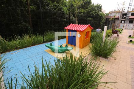 Apartamento à venda com 32m², 2 quartos e sem vagaÁrea comum - Playground