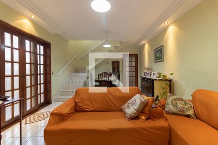 Sala de casa à venda com 3 quartos, 253m² em Vila Arapuã, São Paulo