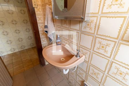 Casa à venda com 253m², 3 quartos e 2 vagasBanheiro da Sala