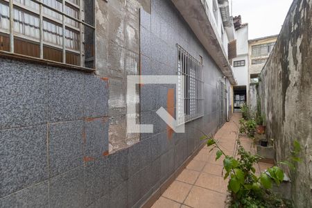 Casa à venda com 253m², 3 quartos e 2 vagasCorredor Lateral