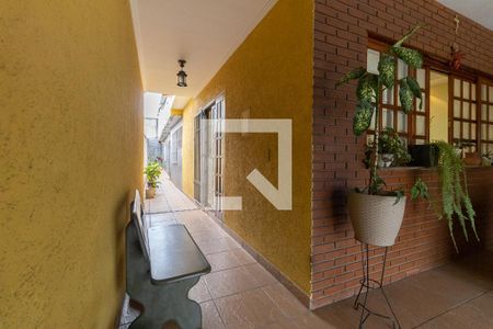 Casa à venda com 253m², 3 quartos e 2 vagasEntrada
