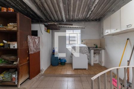 Casa à venda com 253m², 3 quartos e 2 vagasLavanderia