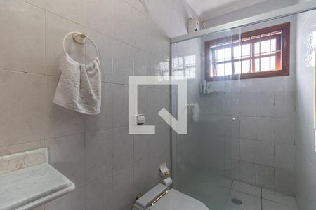 Casa à venda com 253m², 3 quartos e 2 vagasBanheiro da Suíte