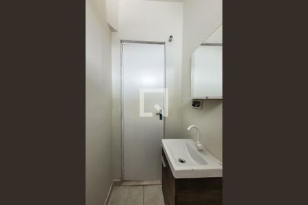 Lavabo de apartamento para alugar com 2 quartos, 90m² em Liberdade, São Paulo