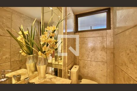 Apartamento à venda com 271m², 3 quartos e 4 vagasLavabo