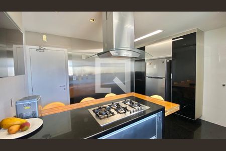 Apartamento à venda com 271m², 3 quartos e 4 vagasCozinha