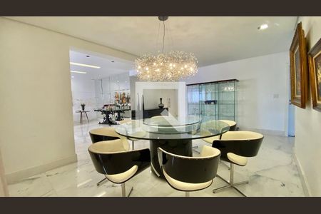 Sala de apartamento à venda com 3 quartos, 271m² em Belvedere, Belo Horizonte