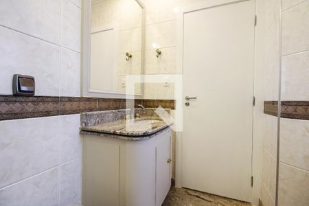 Apartamento para alugar com 522m², 4 quartos e 5 vagasBanheiro Suíte 1