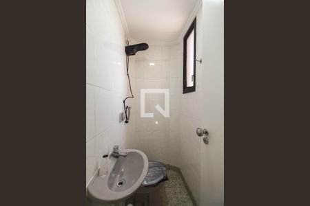 Apartamento para alugar com 522m², 4 quartos e 5 vagasBanheiro de Serviço