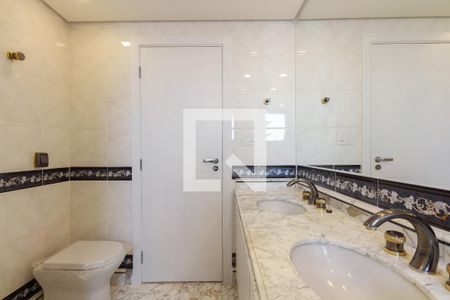 Apartamento para alugar com 522m², 4 quartos e 5 vagasBanheiro Suíte 4