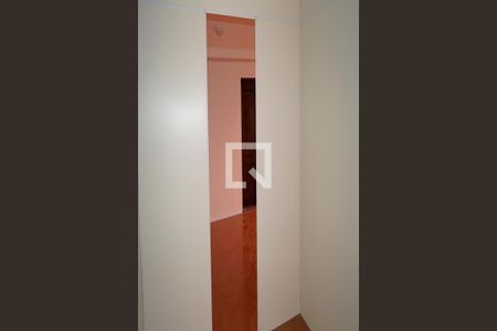 Casa à venda com 810m², 12 quartos e 4 vagas Casa à venda com 810m², 12 quartos e 4 vagasQuarto 7