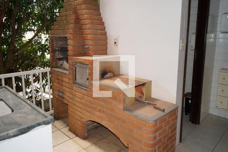 Casa à venda com 810m², 12 quartos e 4 vagas Casa à venda com 810m², 12 quartos e 4 vagasÁrea comum