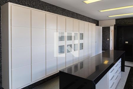 Apartamento à venda com 486m², 2 quartos e 4 vagasCozinha