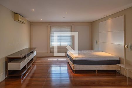 Apartamento à venda com 486m², 2 quartos e 4 vagasQuarto 2 - Suíte 2