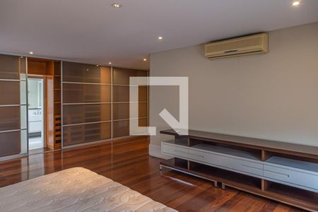 Apartamento à venda com 486m², 2 quartos e 4 vagasQuarto 2 - Suíte 2
