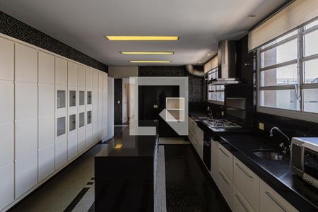 Apartamento à venda com 486m², 2 quartos e 4 vagasCozinha