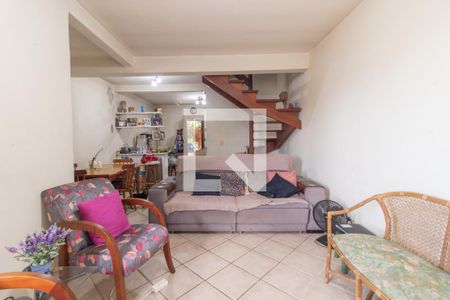 Sala de casa à venda com 2 quartos, 100m² em Campo Novo, Porto Alegre