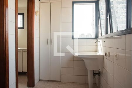 Apartamento à venda com 220m², 3 quartos e 3 vagasÁrea de Serviço