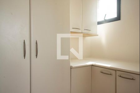 Apartamento à venda com 220m², 3 quartos e 3 vagasDespensa