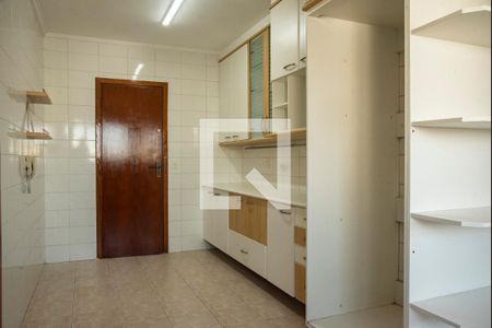 Apartamento à venda com 220m², 3 quartos e 3 vagasCozinha 1
