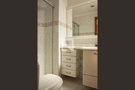 Apartamento à venda com 220m², 3 quartos e 3 vagasBanheiro da Suíte 2