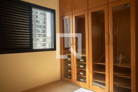 Apartamento à venda com 220m², 3 quartos e 3 vagasSuíte 2