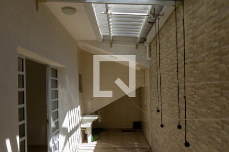 Casa para alugar com 45m², 1 quarto e 1 vaga Casa para alugar com 45m², 1 quarto e 1 vagaÁrea de Serviço