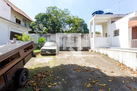 Casa para alugar com 45m², 1 quarto e 1 vaga Casa para alugar com 45m², 1 quarto e 1 vagaGaragem