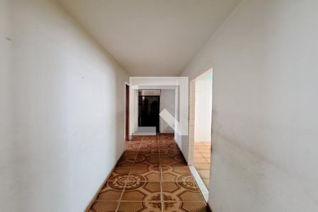Corredor de apartamento à venda com 2 quartos, 50m² em Inhaúma, Rio de Janeiro