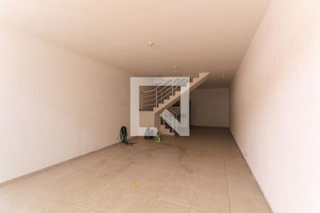 Casa à venda com 215m², 3 quartos e 6 vagasGaragem